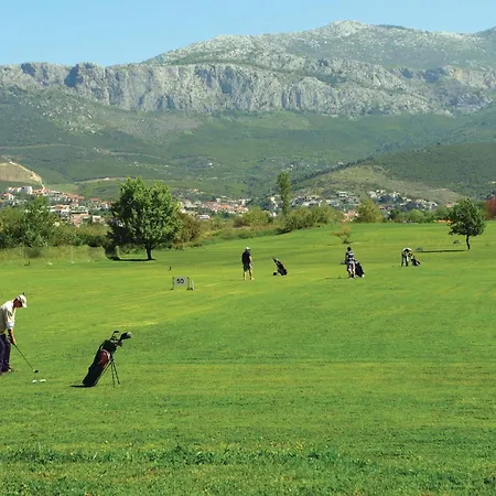 Three-bedroom In * Srinjine